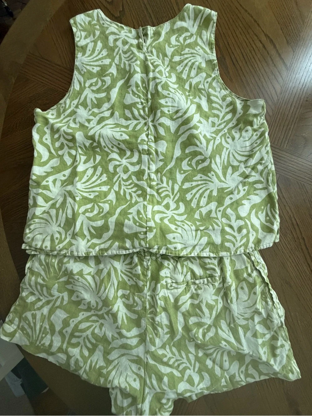 Rachel Zoe sleeveless tank